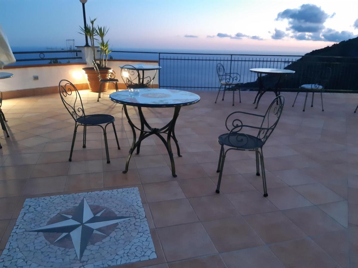 Hotel Le Marelle Furore Exteriér fotografie