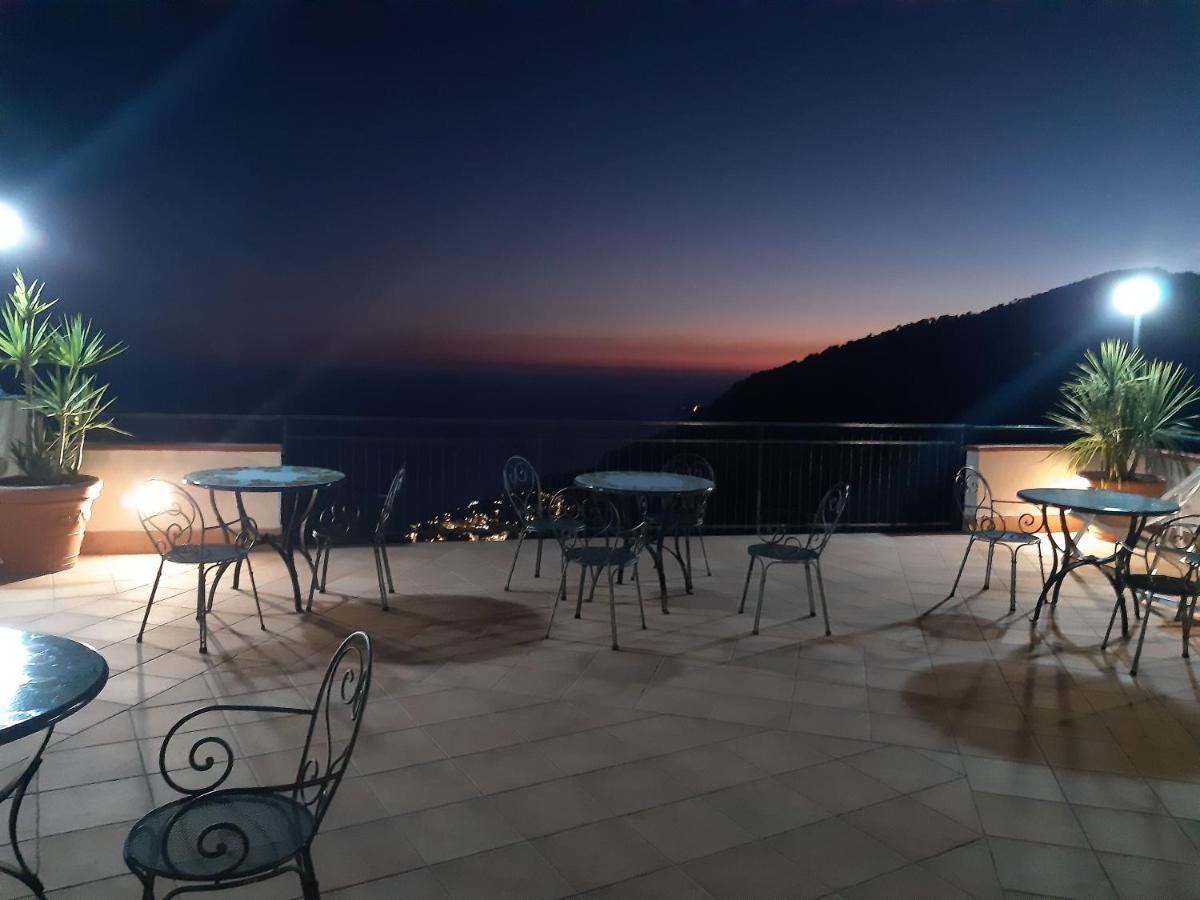 Hotel Le Marelle Furore Exteriér fotografie