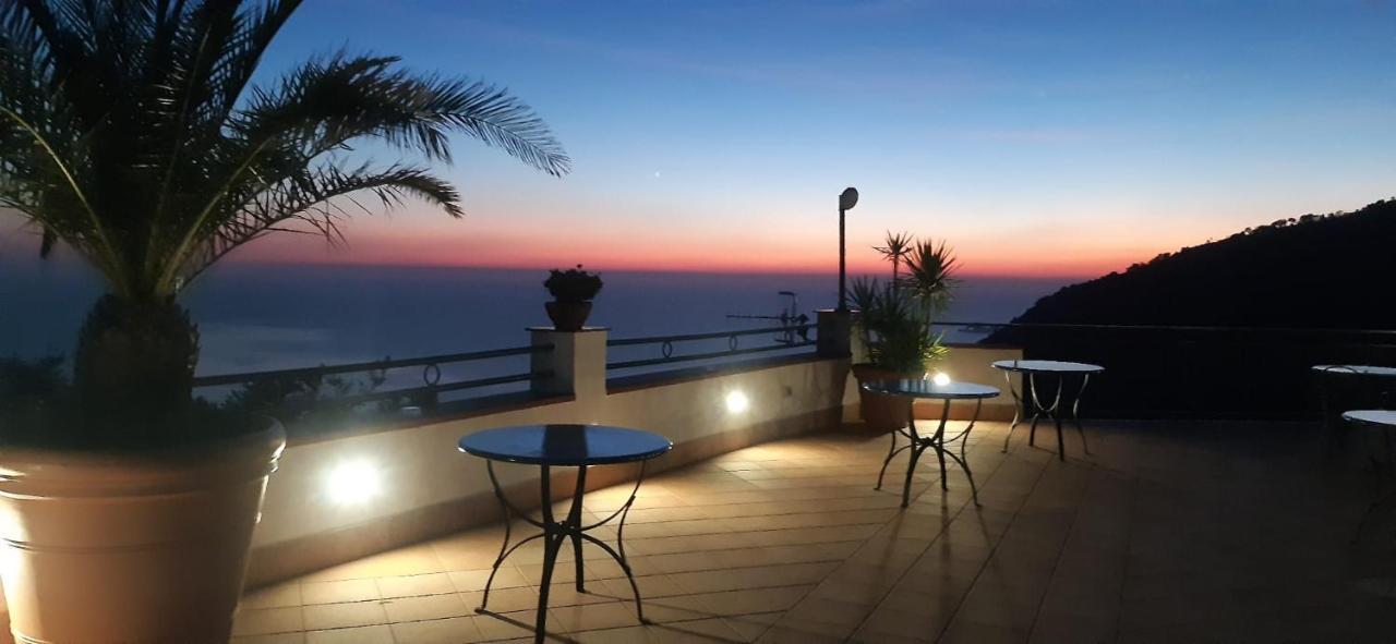 Hotel Le Marelle Furore Exteriér fotografie